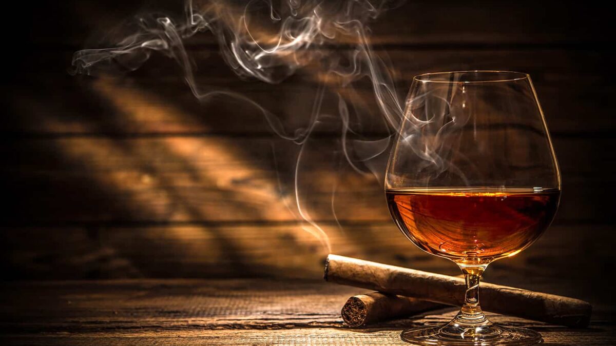 Bourbon and Cigars-A Classy Affair