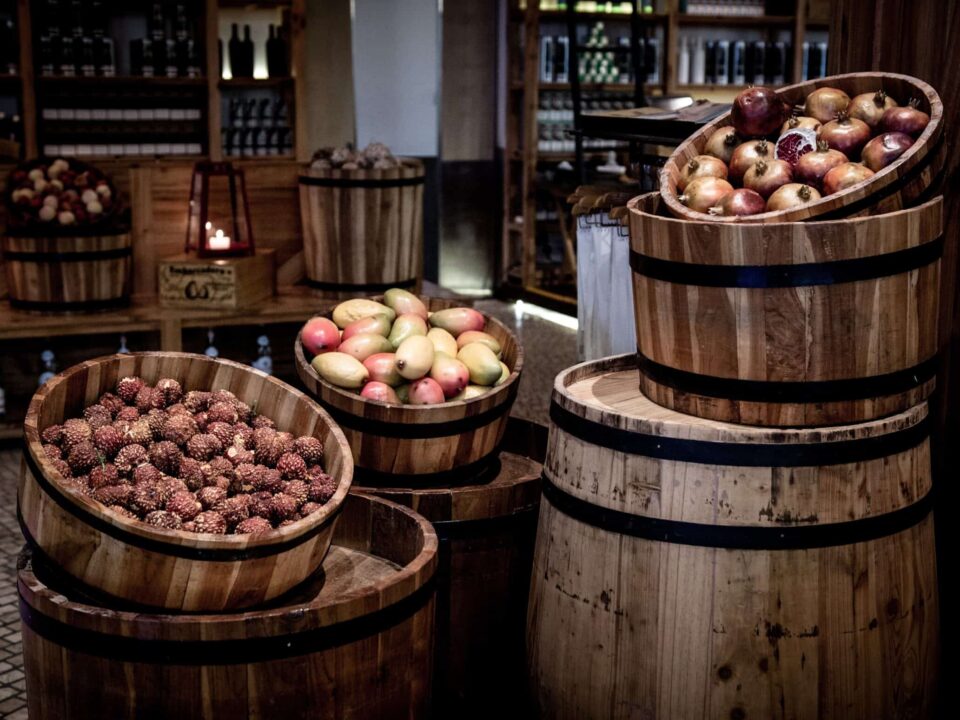 Barrel Decor Ideas For Christmas