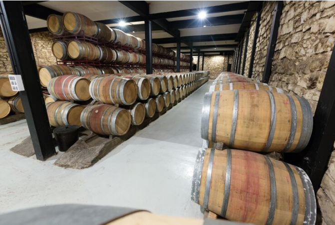 How Does Rum Barrel Aging Work?