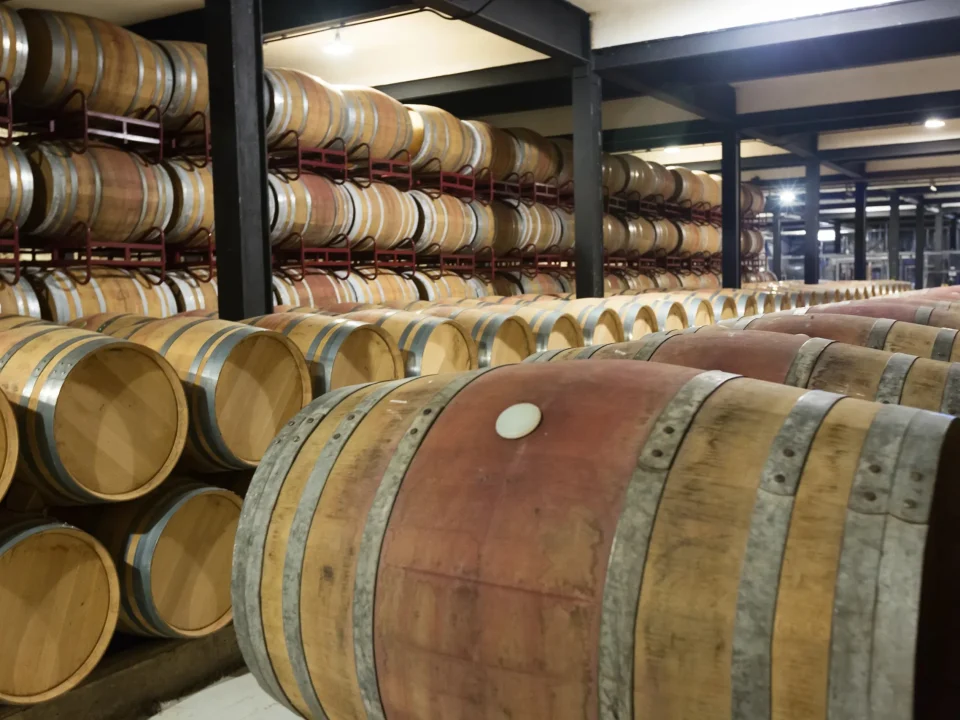 What Is the Importance of Aging in Whiskey Manufacturing