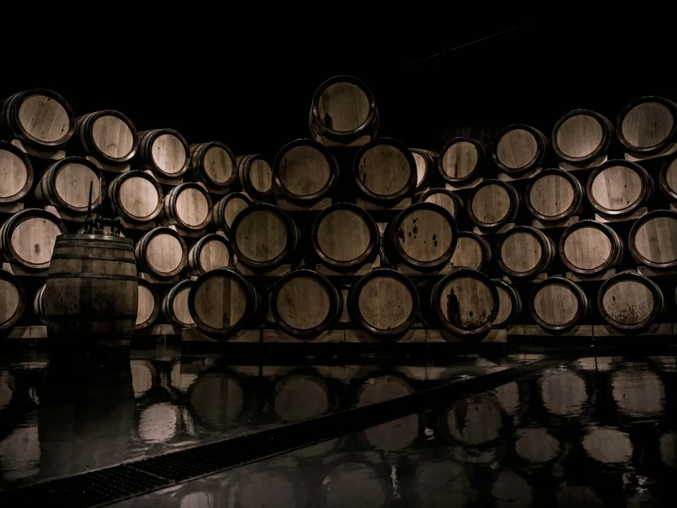 Types of Barrels Used in Whiskey Aging Explained