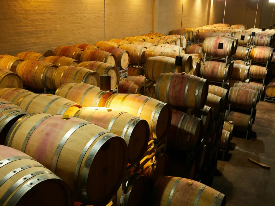 Barrel Sourcing for Distilleries: How to Choose the Right Partner